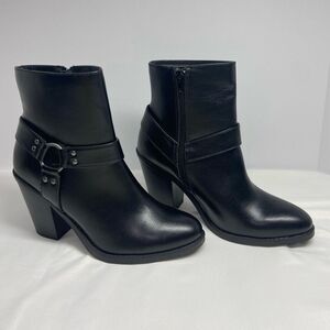 Esprit Kella NWOB Faux Leather Block Heels Booties 8